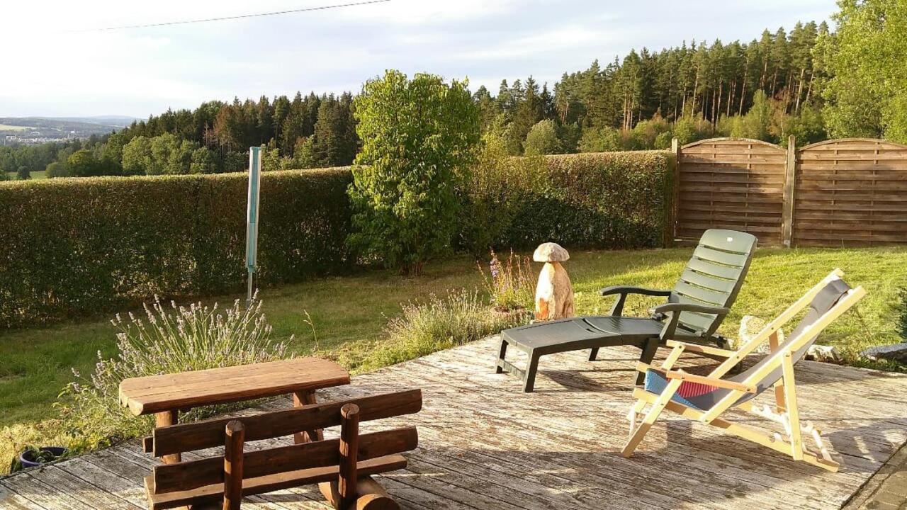 Ferienwohnung Steinwald Auslaeufer Mit Blick Auf Koesseine Waldershof Luaran gambar