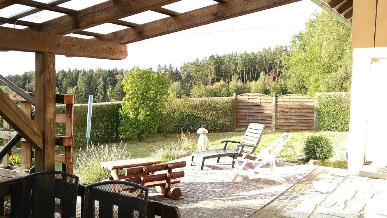 Ferienwohnung Steinwald Auslaeufer Mit Blick Auf Koesseine Waldershof Luaran gambar